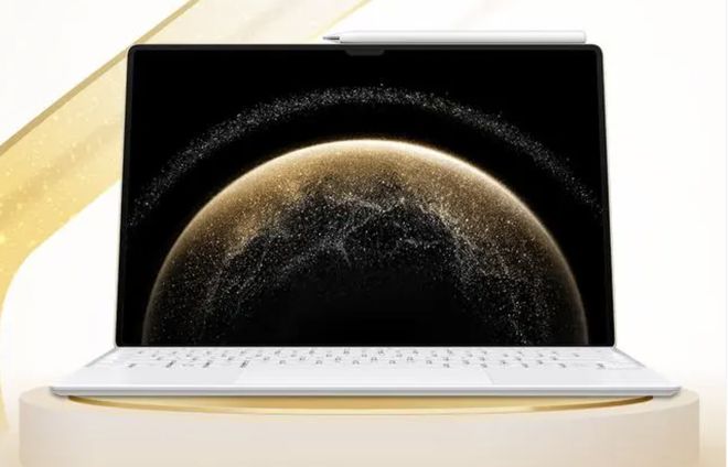 账为极越员工交社保；谷歌推出全新 Android XR 系统龙8国际唯一iPhone17 相机大改变横向一条；百度吉利转(图5)